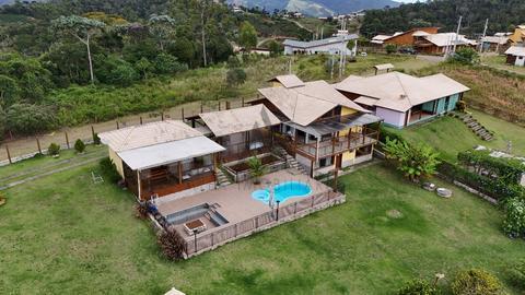 Sítio à venda em Santa Teresa, Santa Teresa, com 4 quartos, com 3500 m², Vila Dos Amigos 